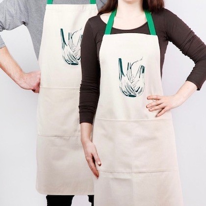 Apron with fennel screen print