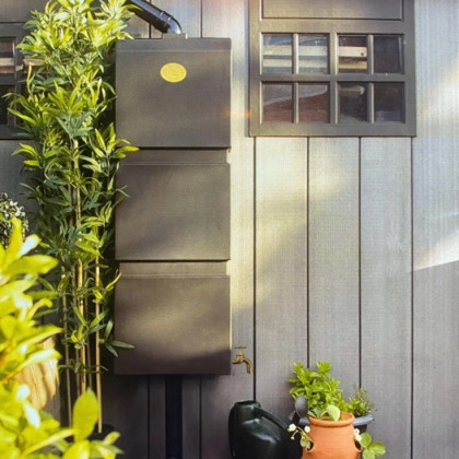 100 litre Prestige 2.0 Wall Mounted Water butt