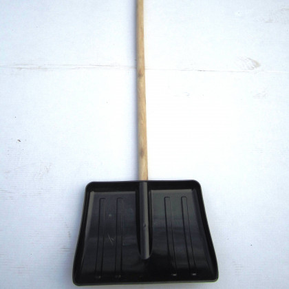 Budget Snow Shovel
